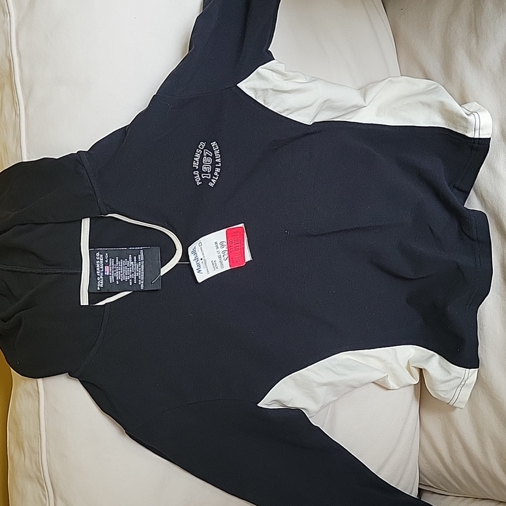 Polo hooded top